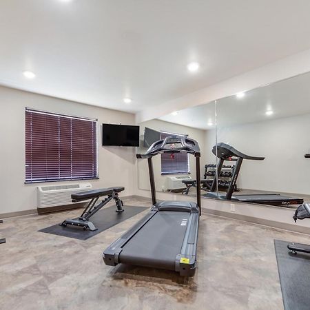 Cobblestone Inn & Suites-Fremont Esterno foto