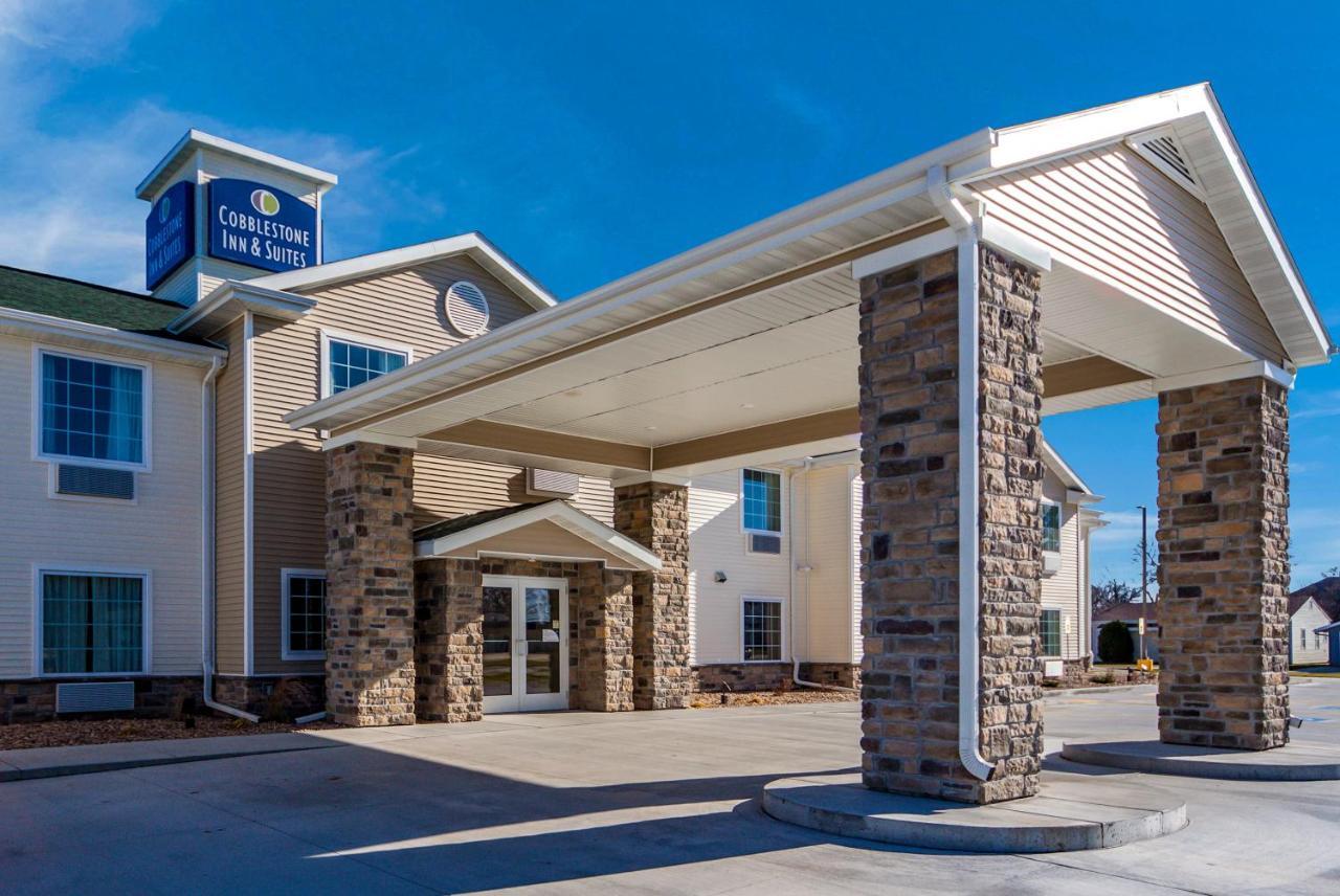 Cobblestone Inn & Suites-Fremont Esterno foto