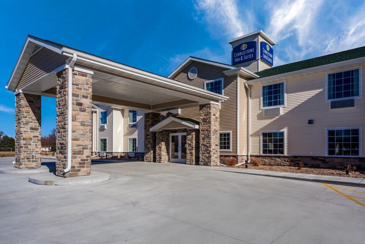 Cobblestone Inn & Suites-Fremont Esterno foto